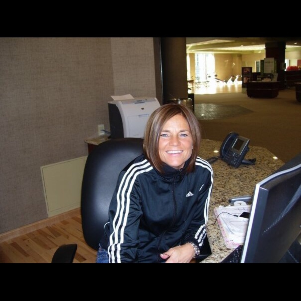 Meet your Posher, Sissy